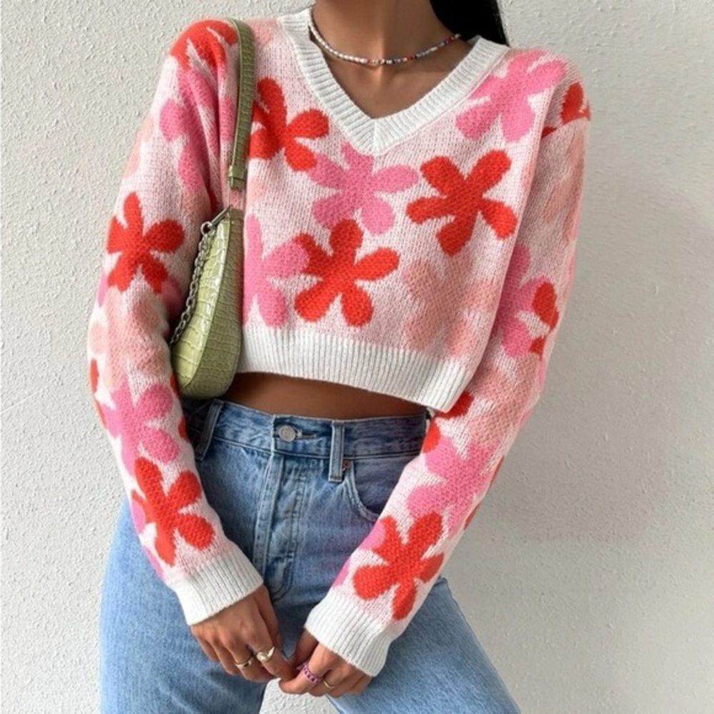 Flirla Floral Pattern Cropped Sweater Knit Pullover 60’s Hippie Festival Retro